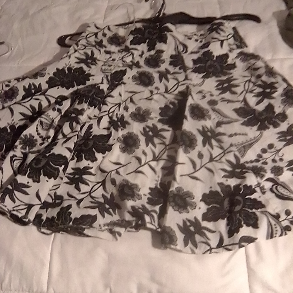 Mossimo skirt
